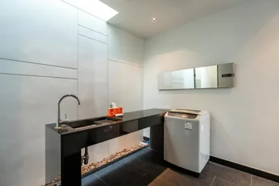 Beautiful 3 bedroom pool villa with 65inch smart tv Located near popular Bangtao beach and laguna Phuket – Foto’s 3